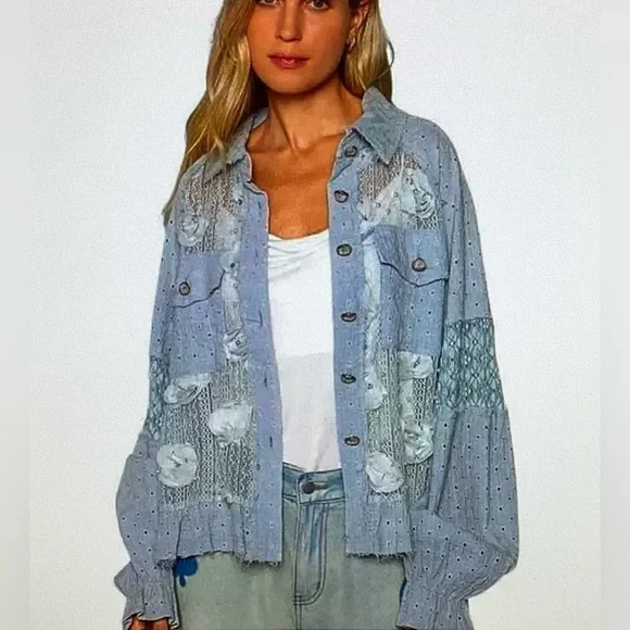 POL Blue Roses and Lace Jacket - Picture 2 of 5